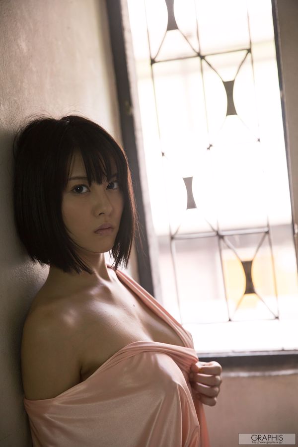 松岡 ち な 『Dotados』 [Graphis] Chicas
