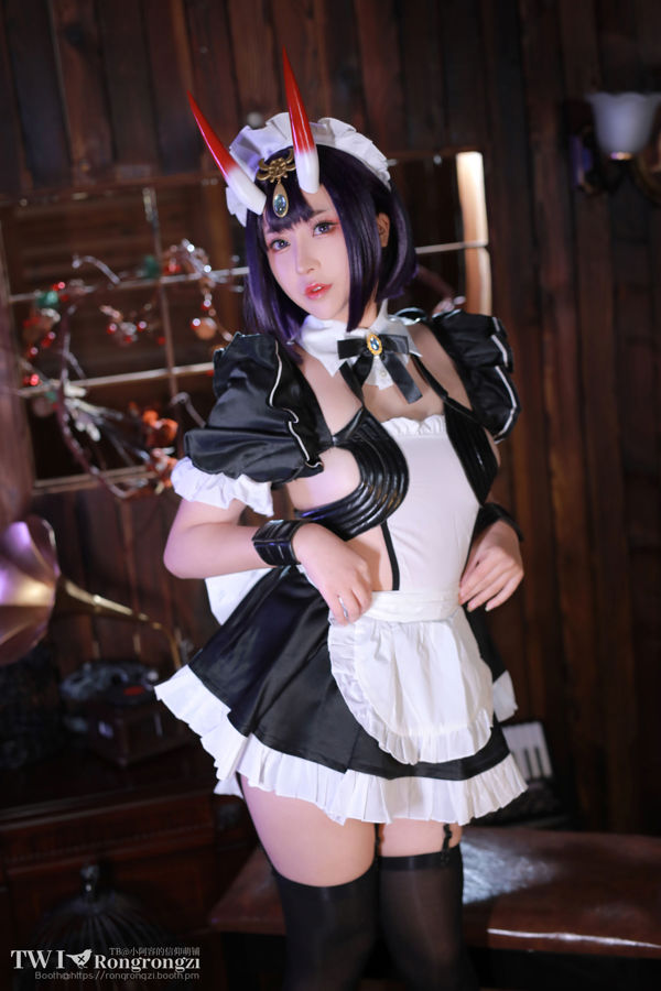 [Foto di Internet Celebrity COSER] Little Rongzai Gu Gu Gu - Jiu Swallow Maid