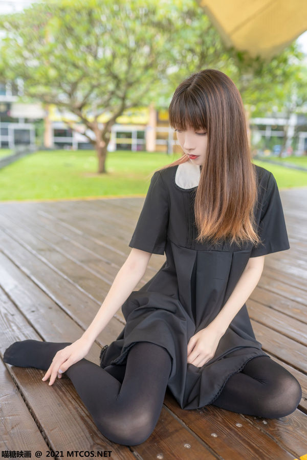 [Meow Sugar Movie] VOL.423 Zu Muzi vestido negro y calcetines negros