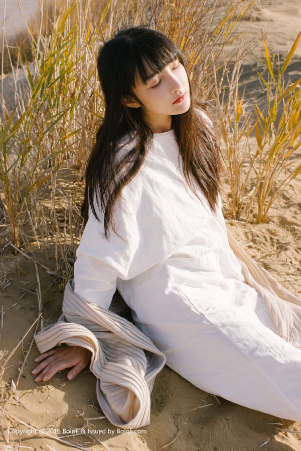Wang Zhiying "Respuesta del desierto" [Cultura Kimoe Geki Moe] KIM009
