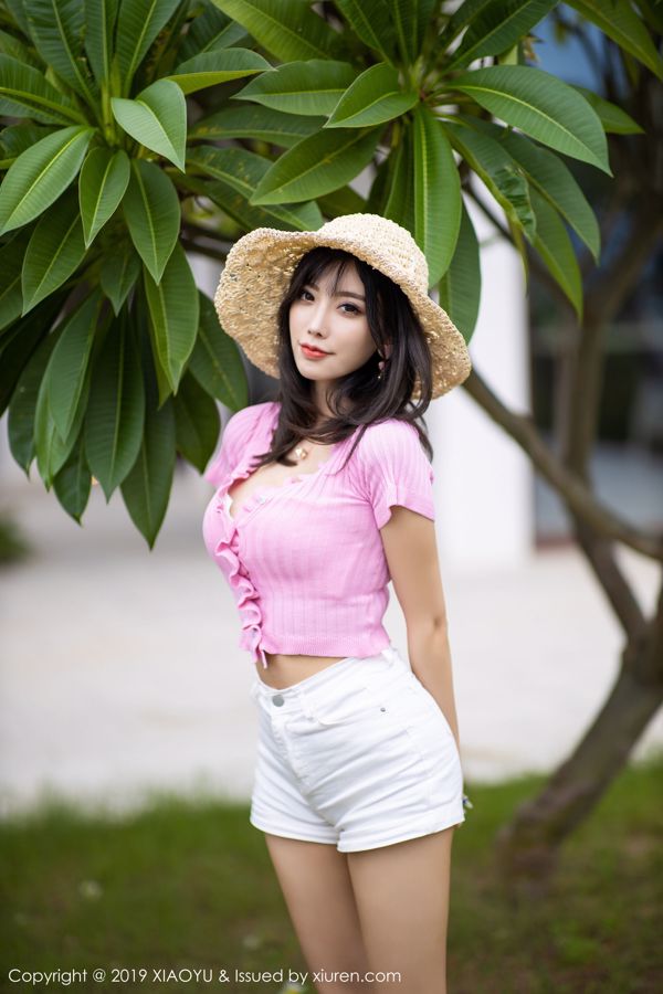 Yang Chenchen sugar "ธีมสาวหมวกฟางกลางแจ้ง" [语画界 XIAOYU] Vol.169