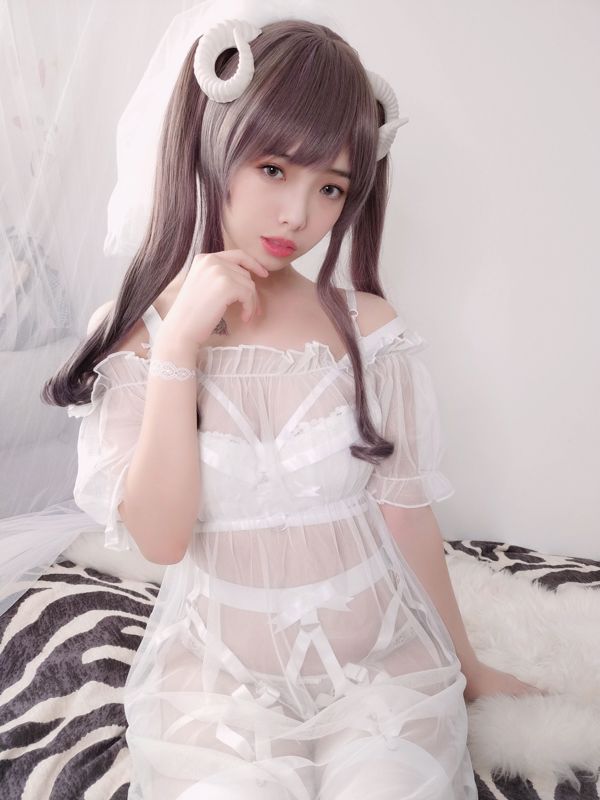 Miss Wen is onredelijk "White Little Sheep" [COSPLAY Welfare]