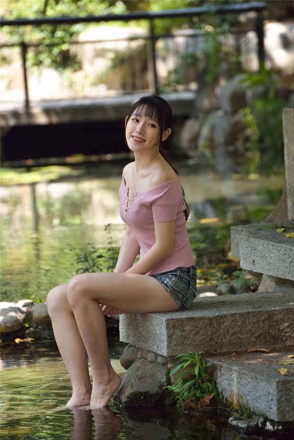 [Taiwan Zhengmei] Bibi "Gome. Mode" Hot Pants Street Shoot