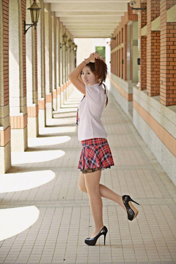 [เจิ้งเหม่ยไต้หวัน] ชุดเซียวเหวิน - สองชุดในมหาวิทยาลัยเฉิงตู